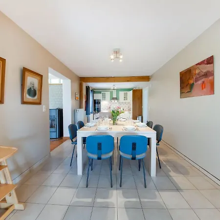 Countryside In With Terrace Vakantiehuis *